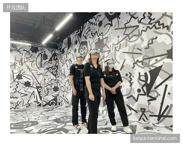 广州天河体育中心利用C罗数字人，成功激活了其在休赛期的商业赞助潜力